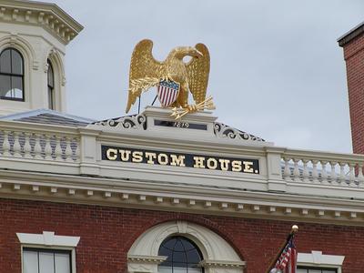 Gold Eagle atop the Custom House