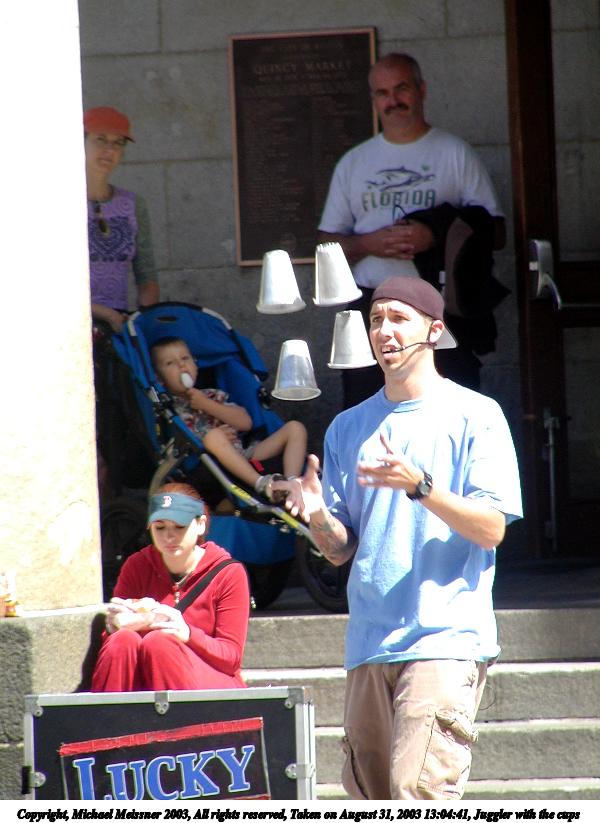 Juggler with the cups #2
