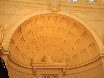 Arch in the Field museum
