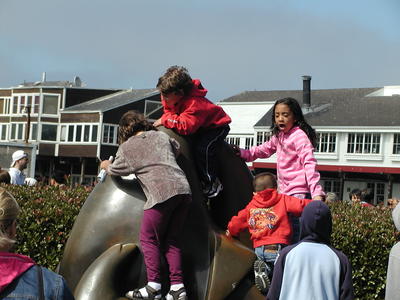 Kids love statues