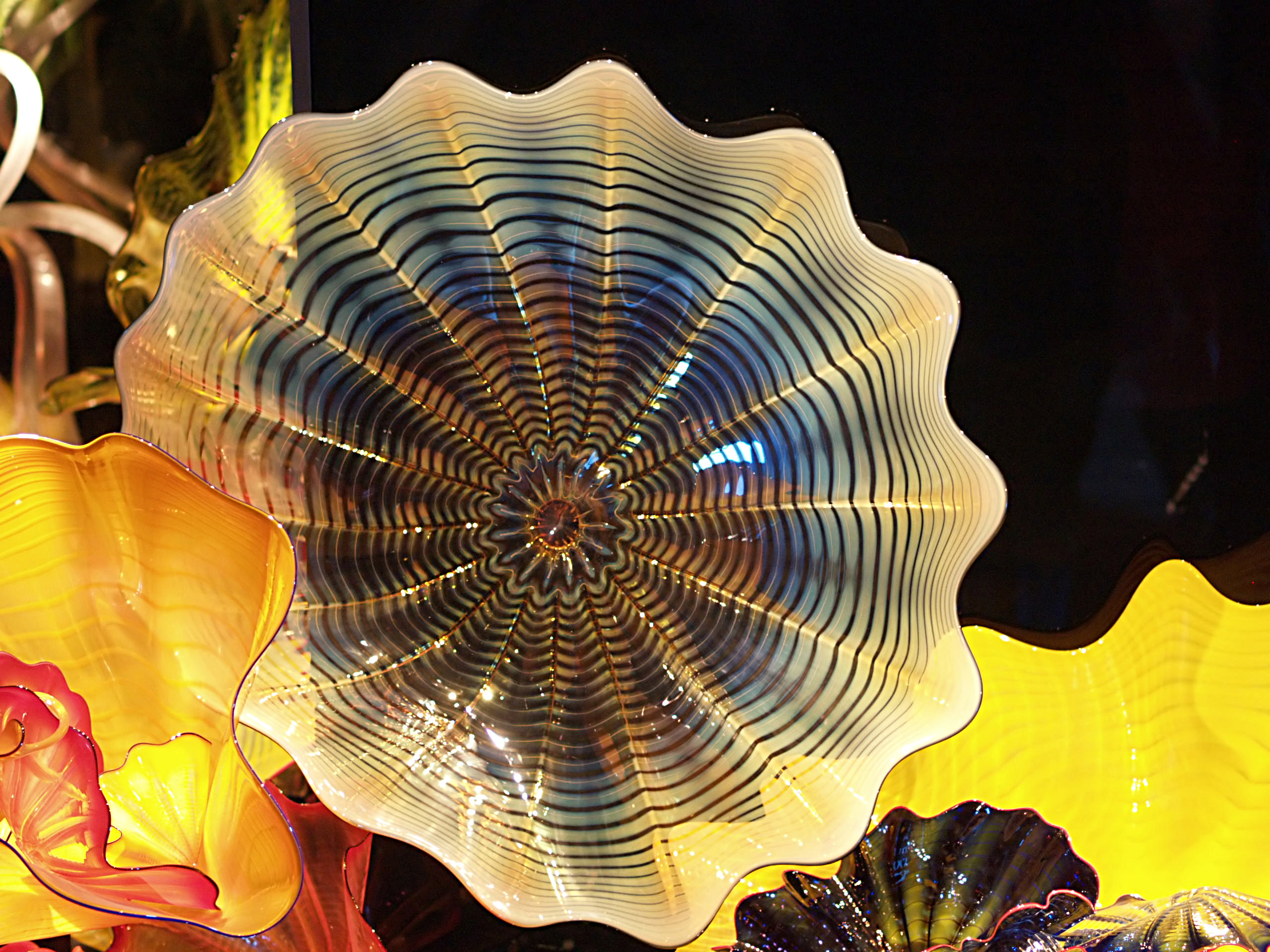 Glass sculpture of jellies #2