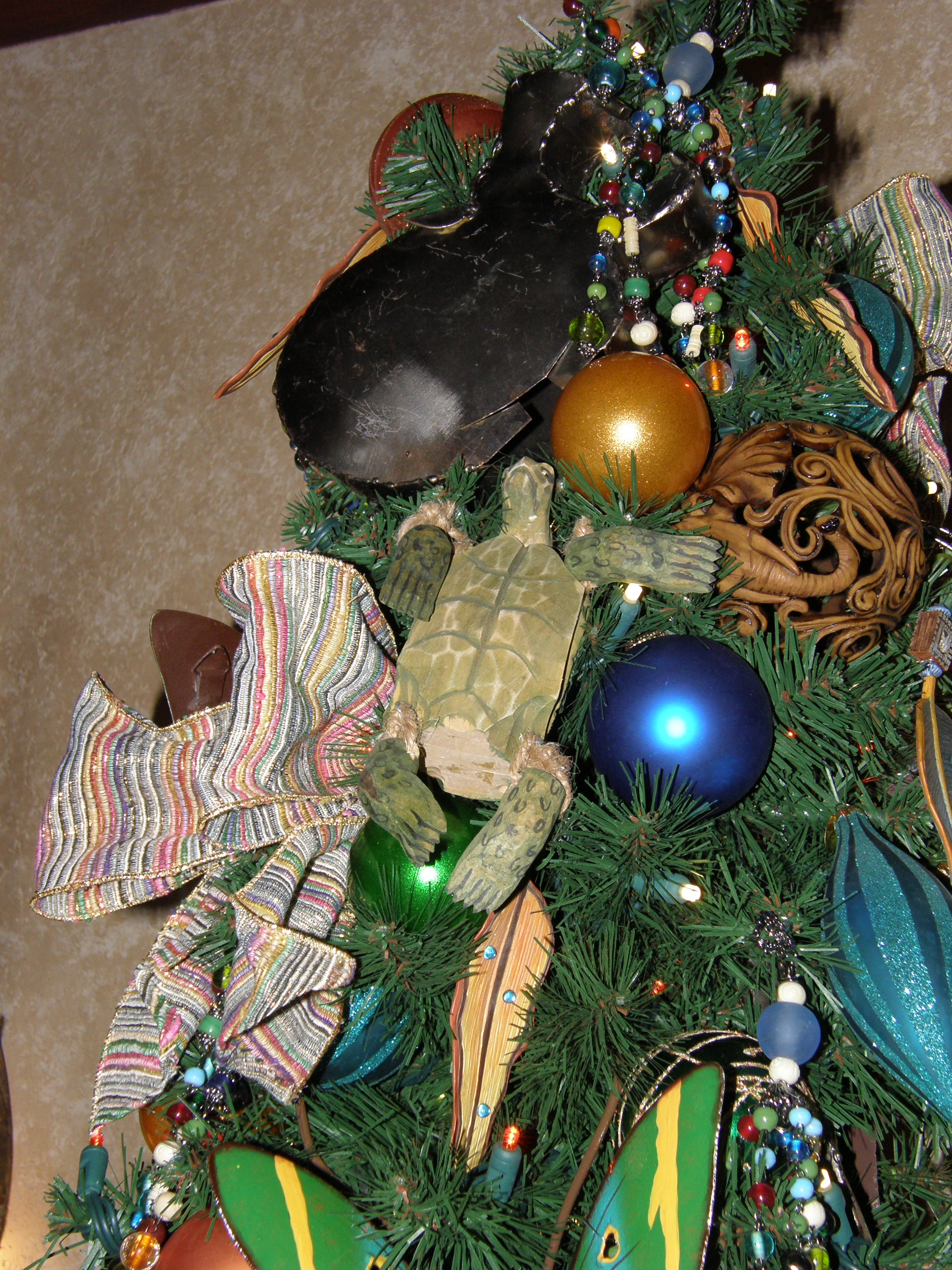 Turtle christmas ornament