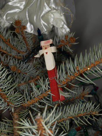 Santa clothespin ornament I made