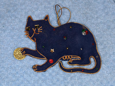 Cat ornament #4
