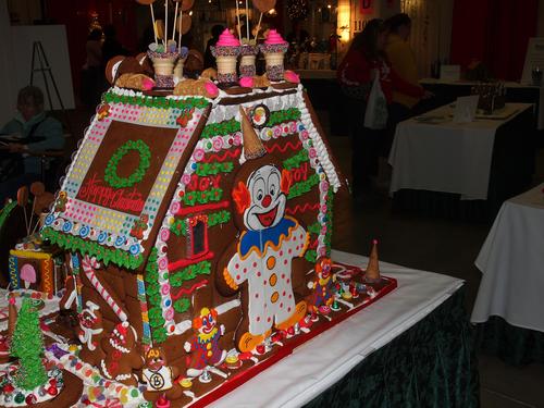 Gingerbread house by Ginger Betty's Bakery #2