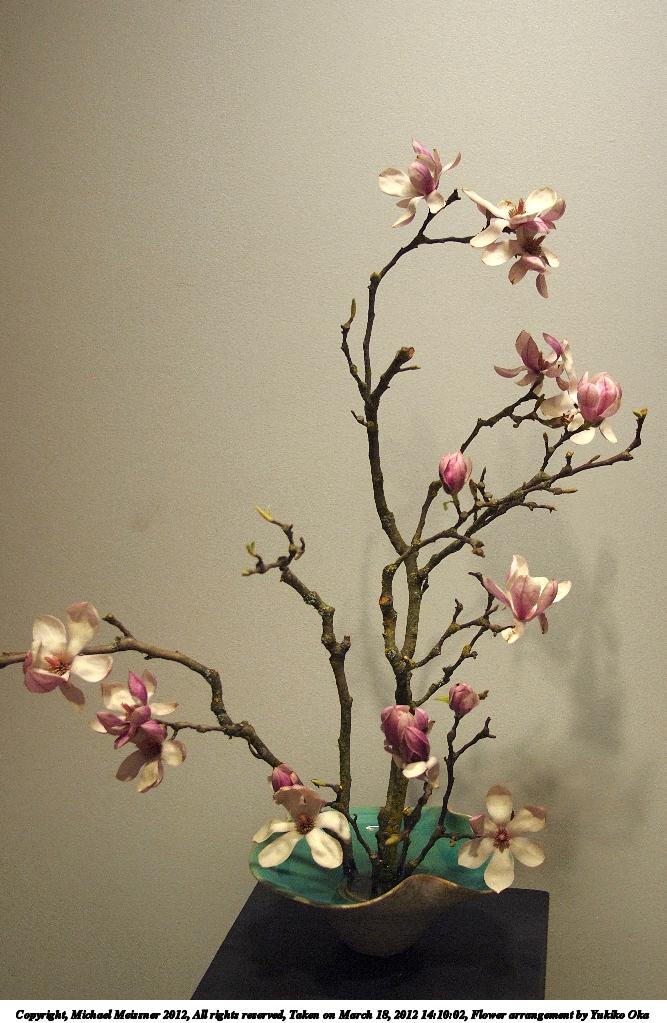 Flower arrangement by Yukiko Oka