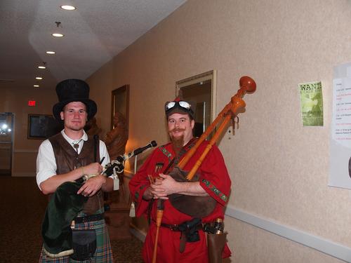 Dueling pipers