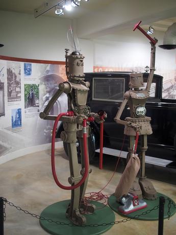 Steampunk cleaning robots