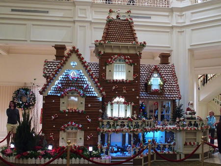 Grand Floridian gingerbread house #4