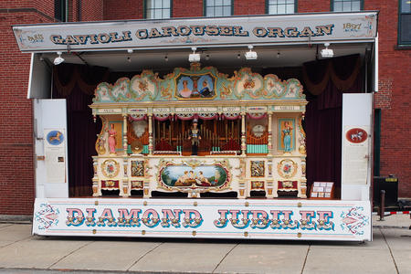 Gavioli Carousel Organ