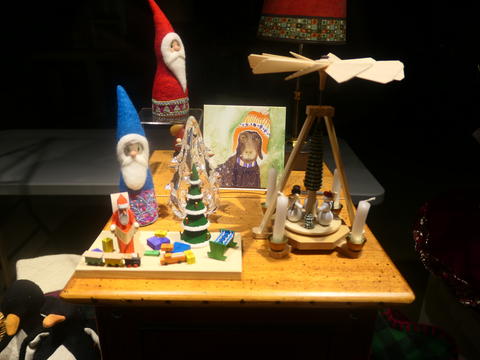 Concord MA Christmas store display #4