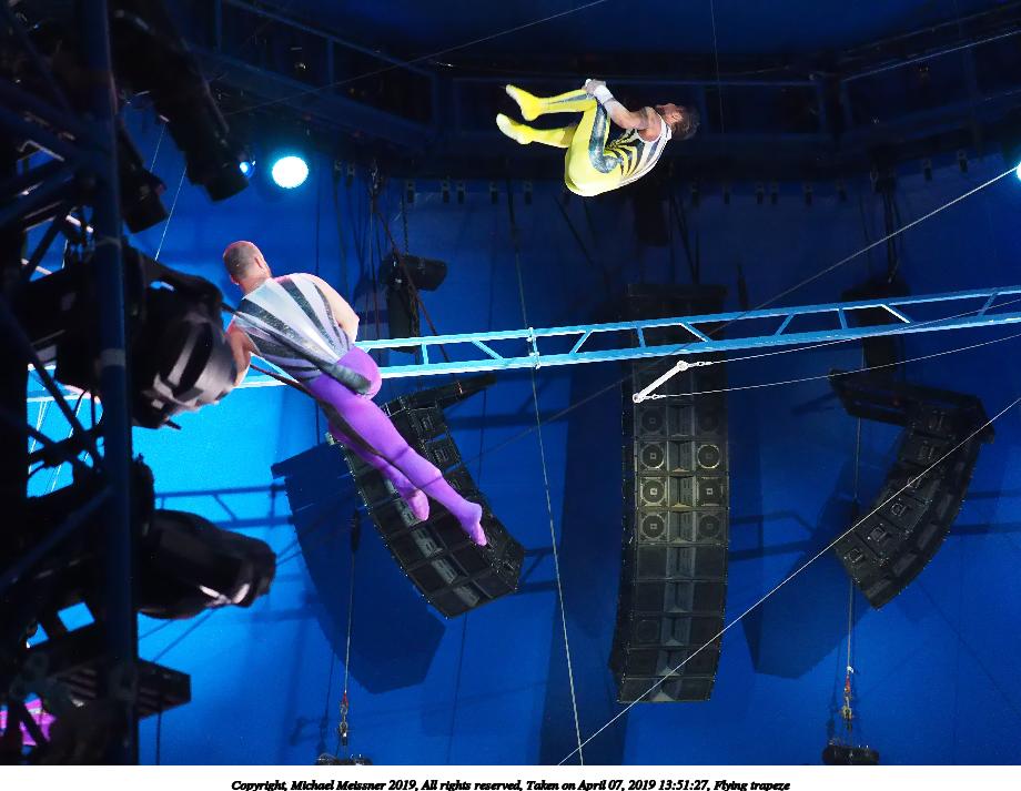 Flying trapeze #9