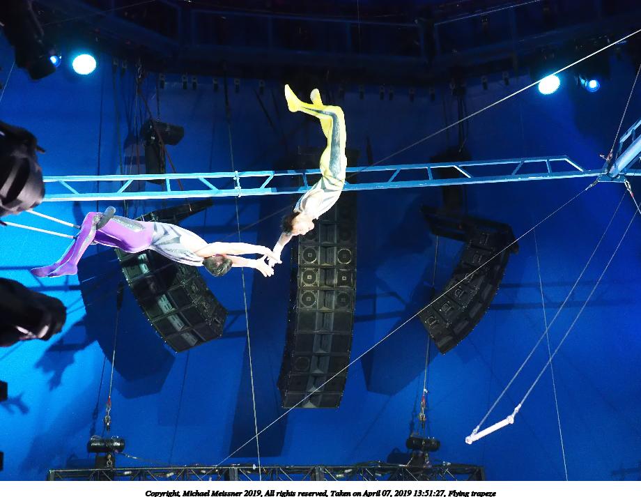 Flying trapeze #11