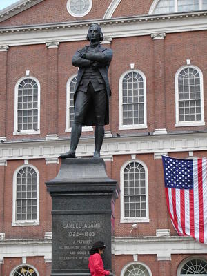 Sam Adams status in front of Faneuil Hall
