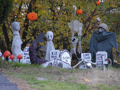 Halloween decorations in Ayer