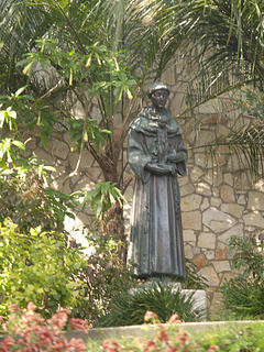 San Antonio statue