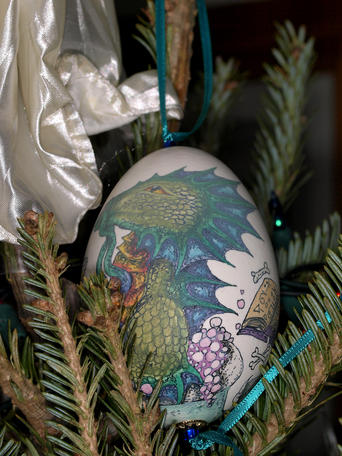 Dragon eggshell ornament
