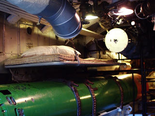Bed over torpedo