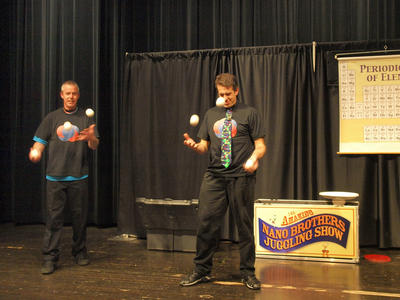 Nano brothers jugglers #4