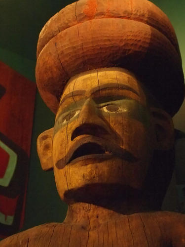 Totem pole at Harvard's Peabody museum #5