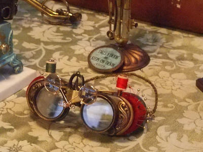 Sewing goggles