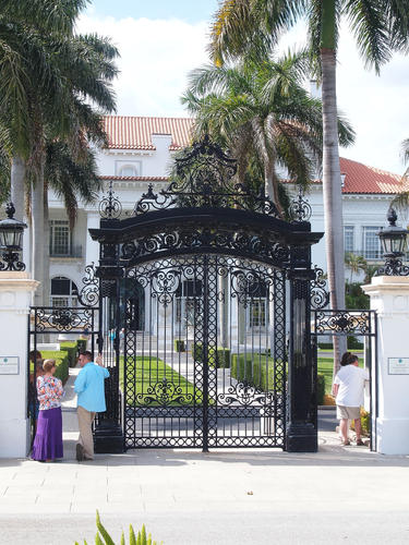 Front gate at the Flagler museum