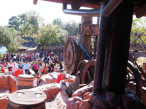 Gears in the Big Thunder Mountain ride