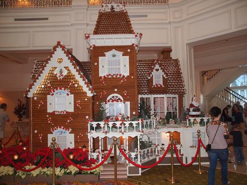 Gingerbread house in the Grand Floridian hotel #3