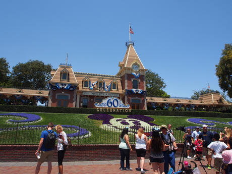 Disneyland train station