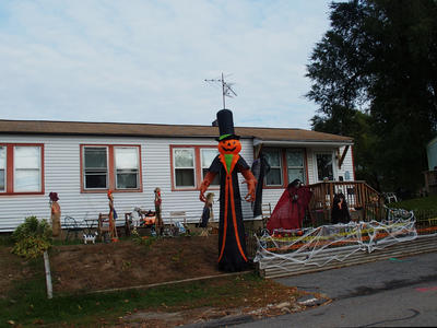 Halloween house in Ayer, MA #3