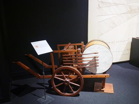 Da Vinci mechanical drum