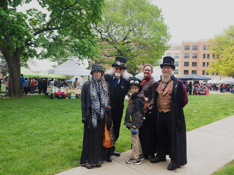 Steampunk family