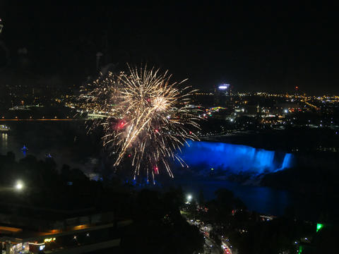 Niagara Falls fireworks #11
