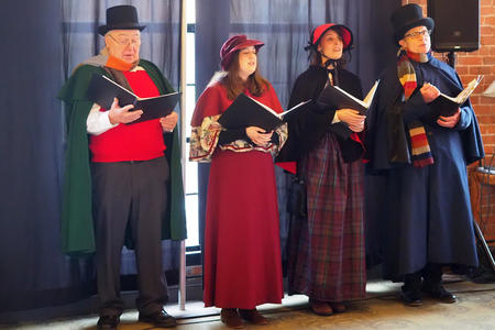 The Victorian Carollers