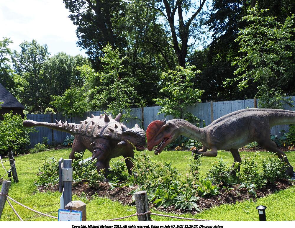 Dinosaur statues #3