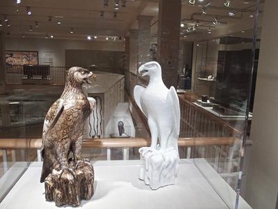Meissn eagle sculptures