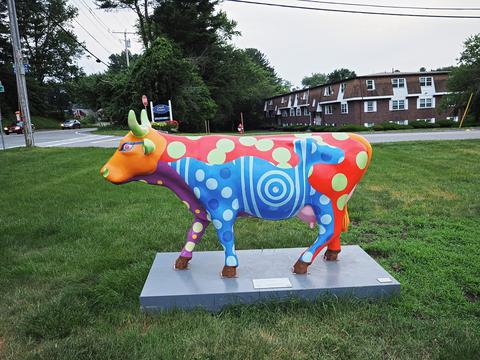 Acton cow sculpture: Beautifully Bo(ld)vine