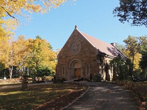 The chapel at the West Parish Garden Cemetery in fall