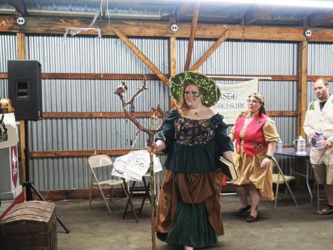 Costume contest #5