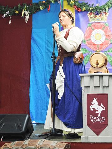 Costume contest #27