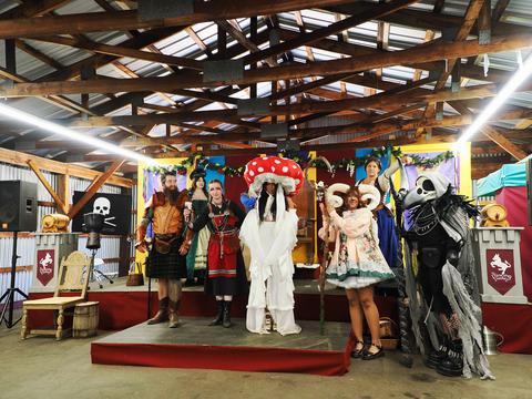 Costume contest #68
