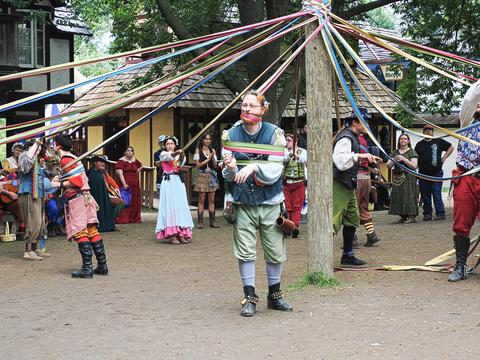 Maypole dancing #2