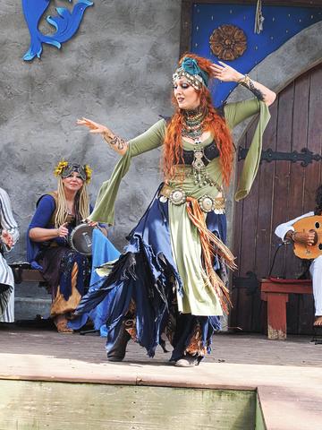 Seraphim Arabesque Ensemble #10