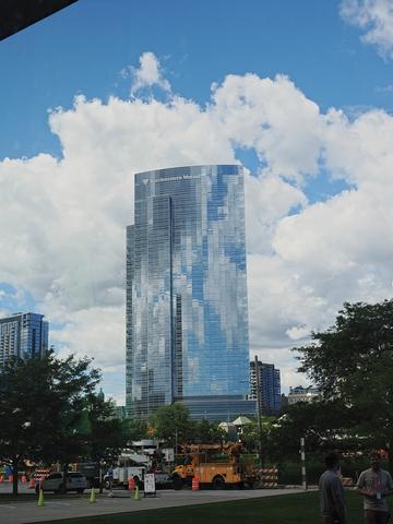 Milwaukee building