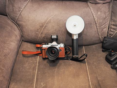 OM-3 with Godox Lux Retro Master flash and LM-R28 #3