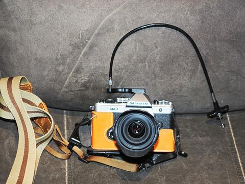 OM-3 and JJC KIWIFOTOS for Leica X2 shutter release